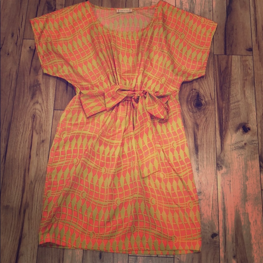 🌴 3/$20 🌴 Beautiful lightweight summery dress - Picture 1 of 3